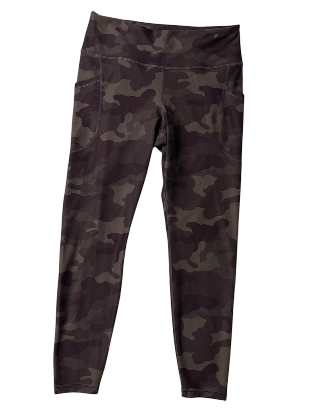 Old Navy Active Powersoft Go-Dry Camo High-Rise Leggings